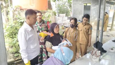 Bayi Perempuan Cantik Ditemukan Warga Lembah Sari Di Pinggir Jalan