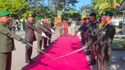 Kodim 1607/Sumbawa Gelar Tradisi Korp Sambut Kedatangan Dandim Baru