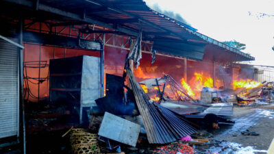 Pasar Di Lombok Barat Ludes Terbakar