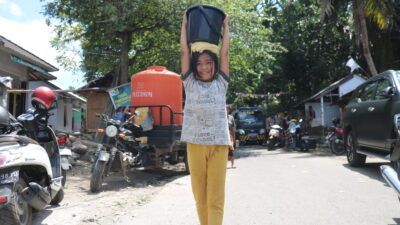 Warga Desa Longserang kesulitan