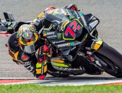 Marco Bezzecchi Raih Podium Juara MotoGP India, Bagnaia dan Marquez Kecelakaan