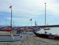 Ajak Nelayan Jaga Keberlangsungan Laut, Kemendikbudristek Gelar Lomba Perahu Layar Tradisional
