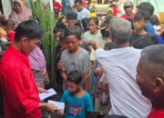 Rachmat Hidayat didampingi Ahmad Sukro dan Ahmad Amrullah adakan bakti sosial bagikan ratusan santunan Anak Yatim Piatu di desa Tanjung Luar Lombok Timur.