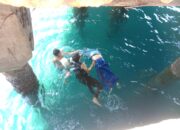 Geger Mayat Pria Paruh Baya Ditemukan Mengapung di Labuan Carik Bayan