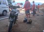 Dua Sepeda Motor Adu Jangkrik, Tiga Orang Dilarikan Kerumah Sakit