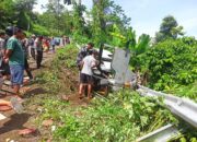 Rem Blong, Engkel Bawa Belasan Penumpang Alami Kecelakaan di Pusuk Sajang