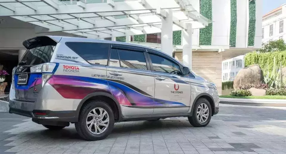 Toyota Kijang Innova EV shuttle