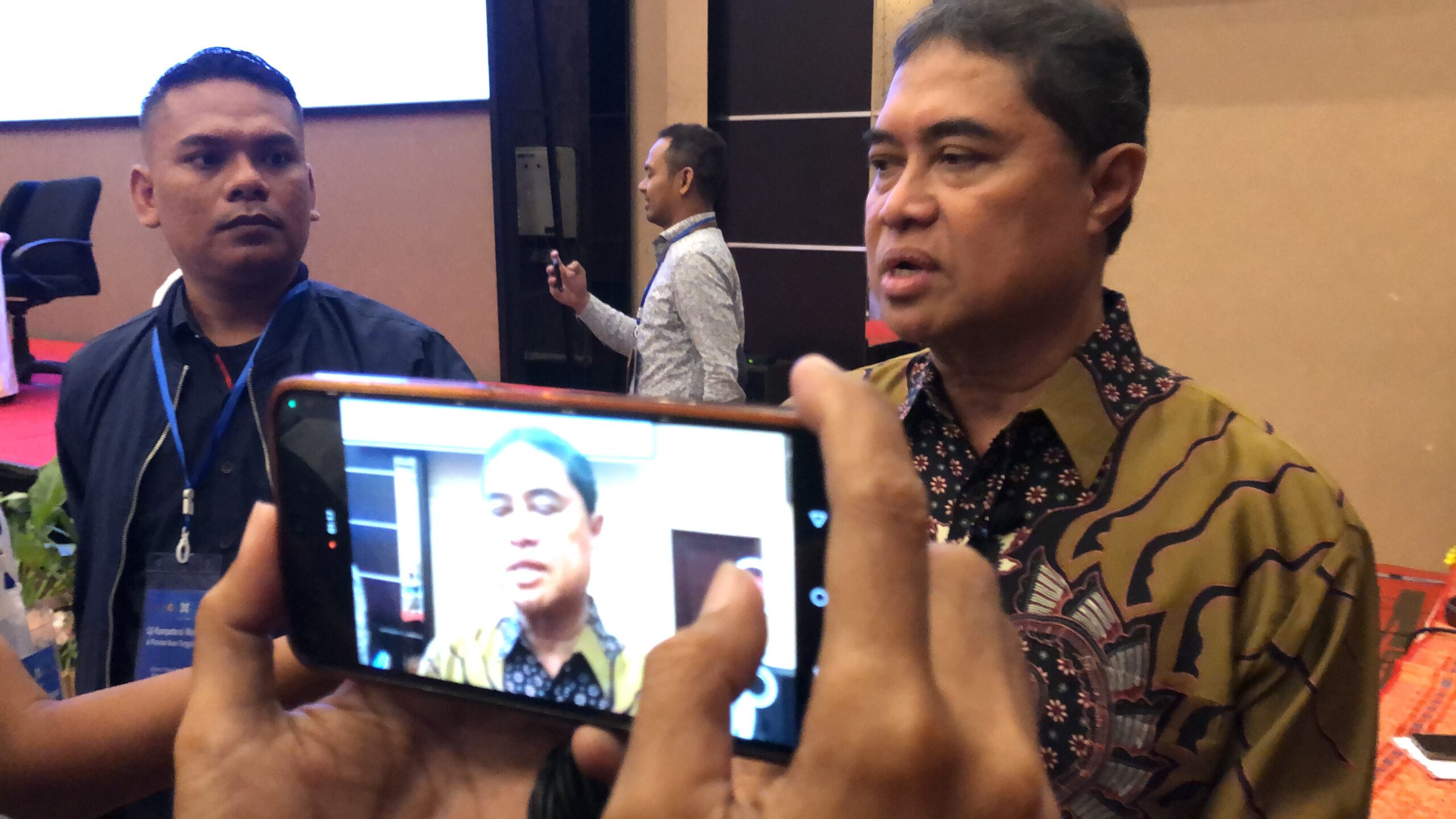 Asep Setiawan, Anggota Dewan Pers dan Ketua Komisi Kemitraan dan Infrastruktur Organisasi Dewan Pers.