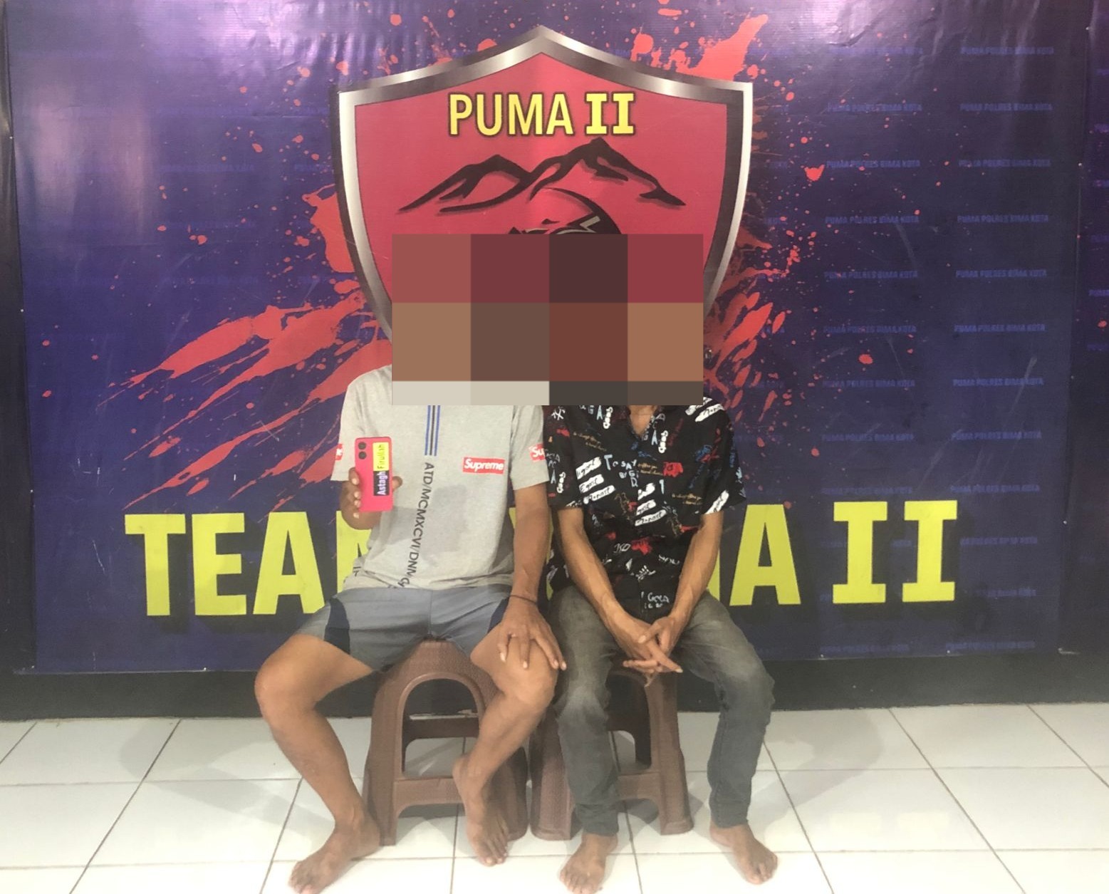 Pelaku pencuri HP