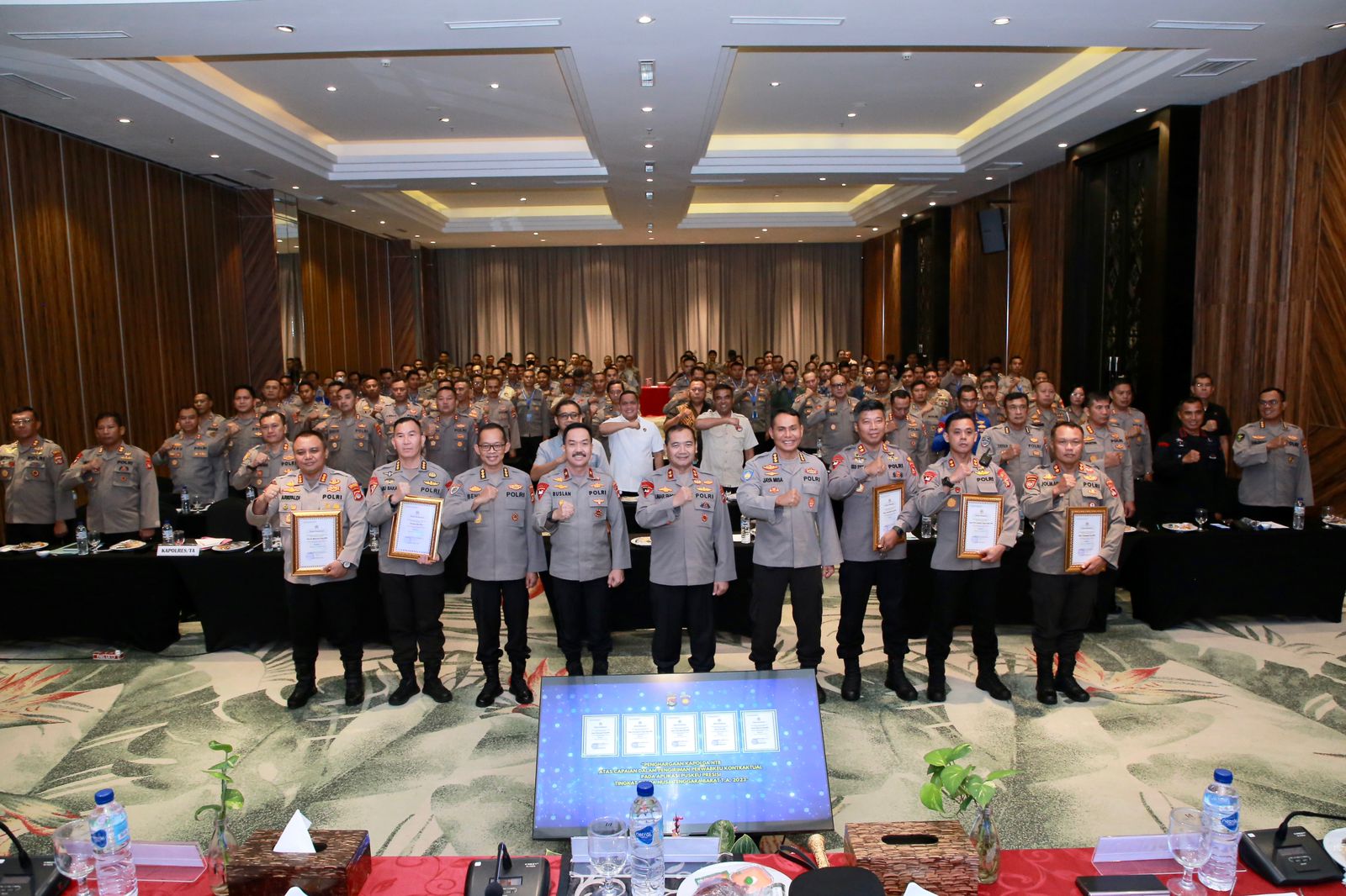 Polwan dan PNS Wanita Polda NTB Asah Kemampuan Personal Branding Demi Kesetaraan Gender