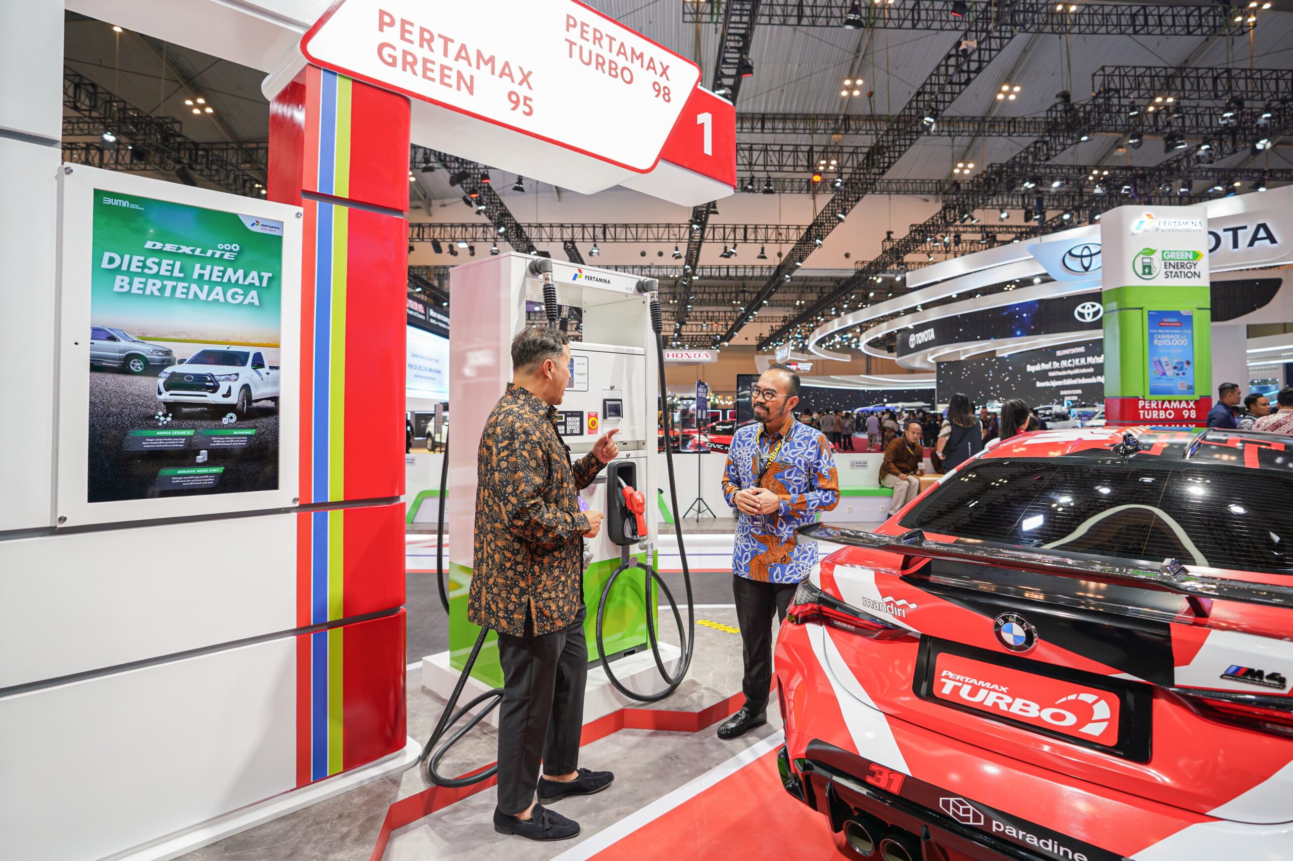 Pertamina Patra Niaga Tawarkan Solusi Energi Bersih di GIIAS 2024