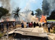 Kebakaran Hanguskan Rumah Adat Loloan, Lombok Utara
