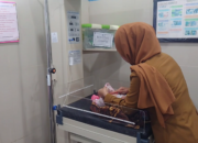 Geger Bayi Perempuan Dibuang Orang Tuanya di Pos Ronda