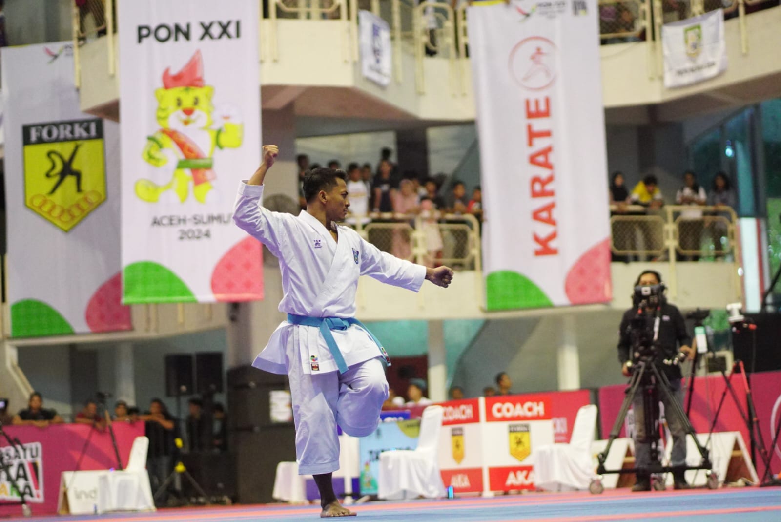 Ahmad Zigi Juara Karate Kata Putra di PON XXI