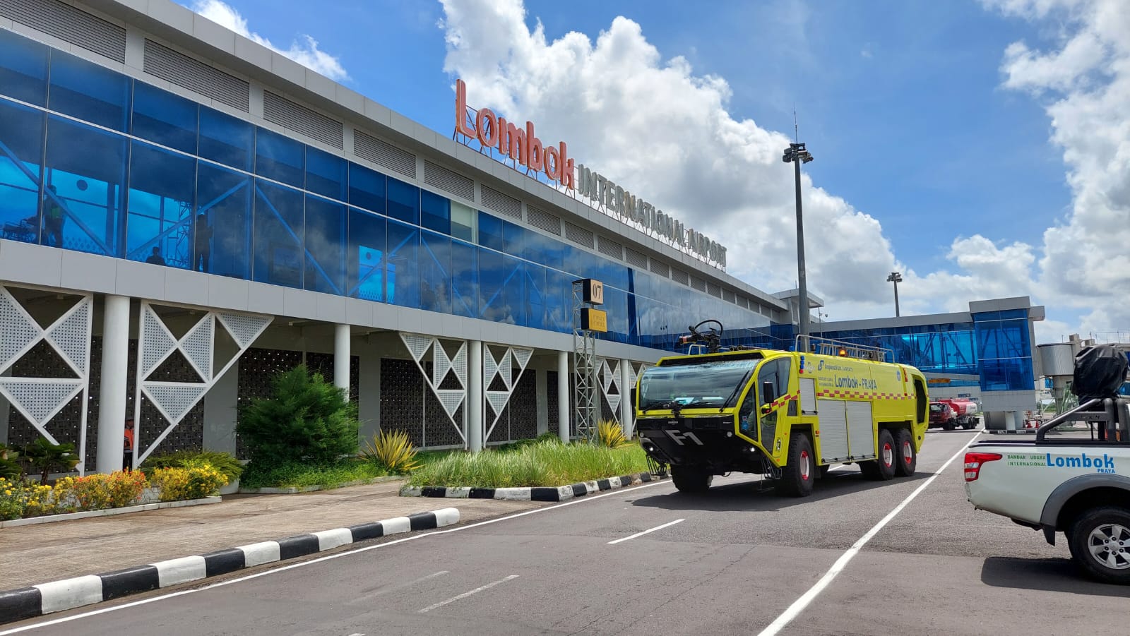 Bandara Lombok Mendapat Penghargaan Pelayanan Terbaik dari INACA