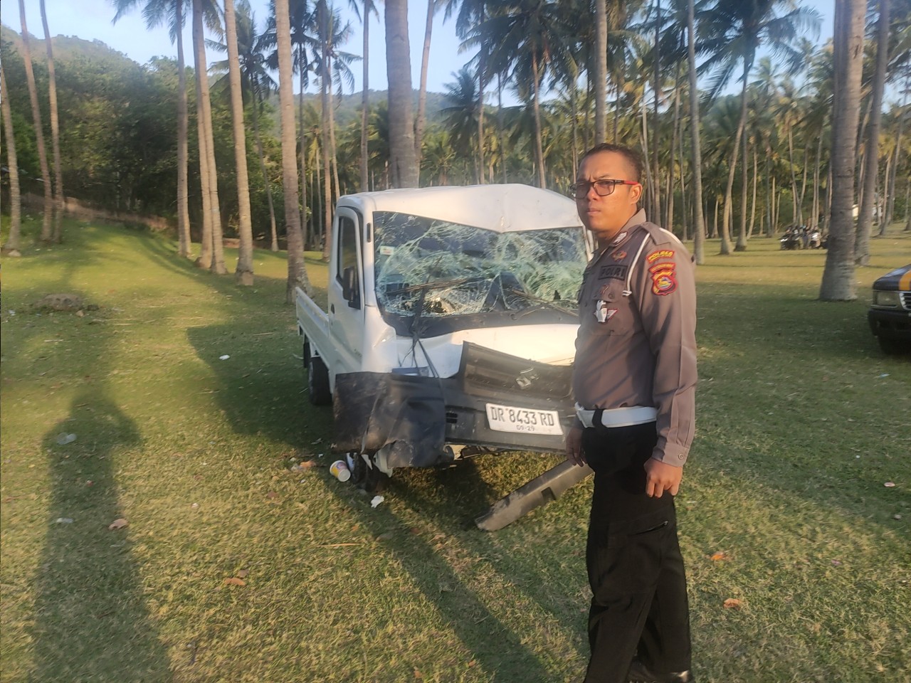 Mobil Masuk Jurang di Lombok Utara, Sopir dan Penumpang Luka-Luka