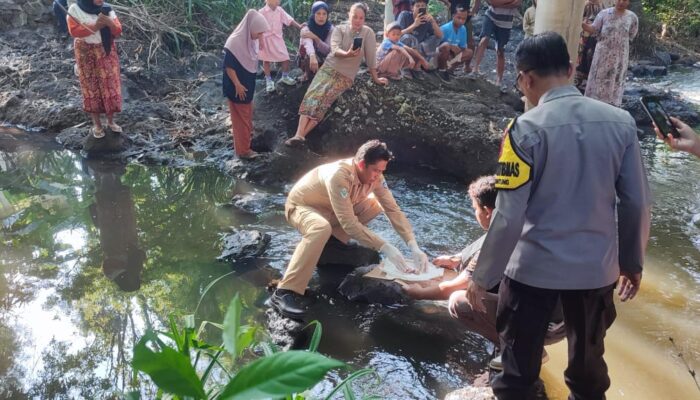 Penemuan Mayat Orok Bayi di Sungai Praya Tengah, Diduga Korban Aborsi