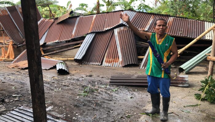  Puluhan Rumah Warga di Lombok Barat Rusak Diterjang Angin Puting Beliung