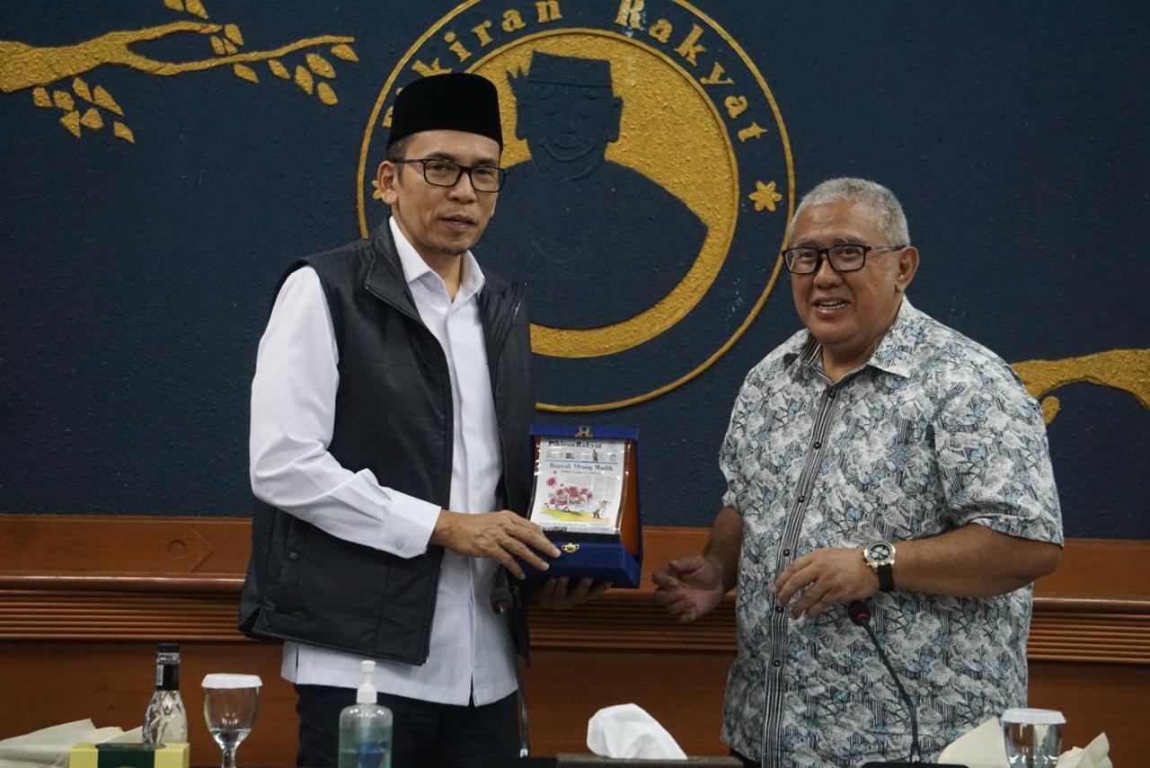 TGB Zainul Majdi Pamit dari Perindo, Fokus Menuju Gelar Profesor