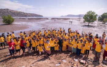 CSR Nippon Paint: Dukung Kelestarian Laut dan Nelayan di Bima