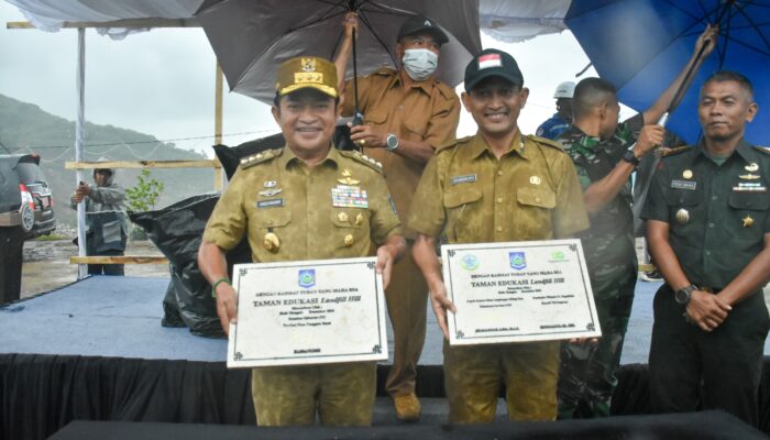 Pj Gubernur NTB Resmikan Taman Edukasi Landfill Hill di Kebun Kongok