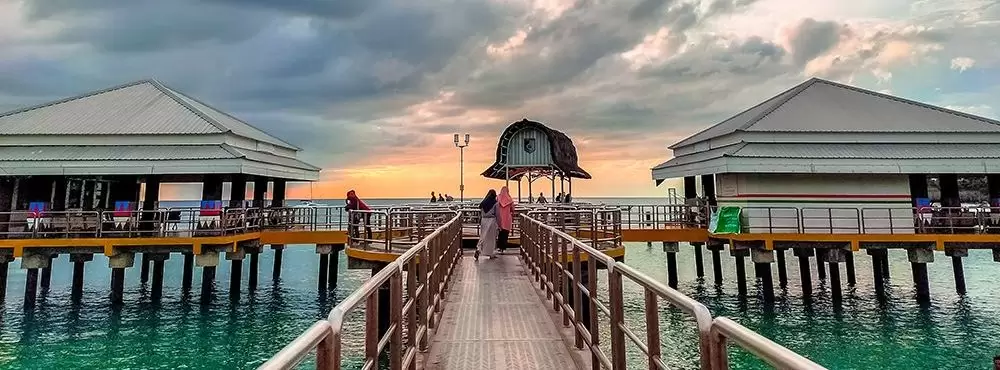 10 Tempat Destinasi Libur Natal & Tahun Baru di Lombok