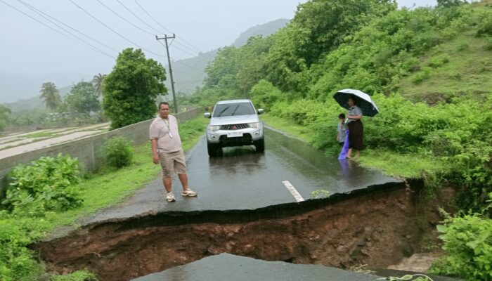 Banjir Landa Sekotong, Lombok Barat: Jalan Provinsi Terputus dan Permukiman Terendam