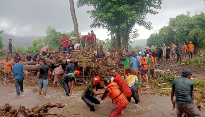 Banjir Bandang Terjang Bima: 3 Tewas, 5 Hilang