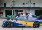 Audi R8 GT4 Absolute Racing Tiba di Mandalika, Persiapan GT World Challenge Asia 2025 Dimulai