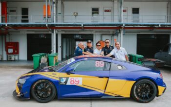 Audi R8 GT4 Absolute Racing Tiba di Mandalika, Persiapan GT World Challenge Asia 2025 Dimulai