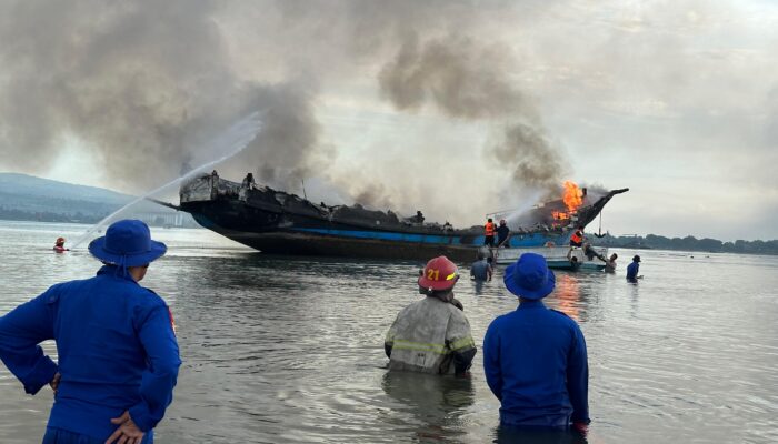 Tiga Kapal Terbakar di Lombok Timur, Kerugian Capai Rp5 Miliar