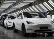 Tesla Terjungkal di China: BYD Melaju, Xiaomi Mengintai