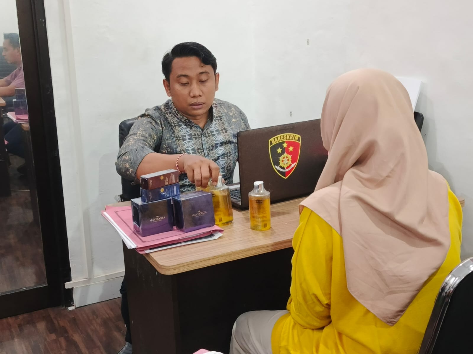 Polresta Mataram Tetapkan Tersangka Kelima dalam Kasus Penggelapan Produk Kosmetik