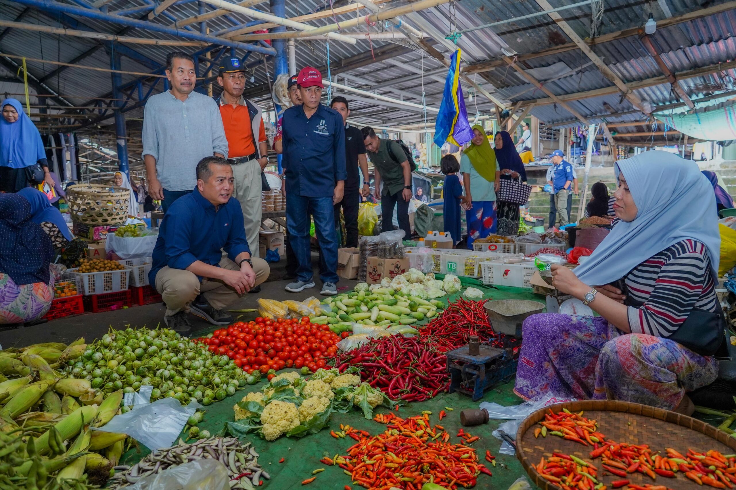 Stabilisasi Harga Jelang Lebaran, Gubernur NTB Genjot Pembenahan Pasar di Lombok Tengah