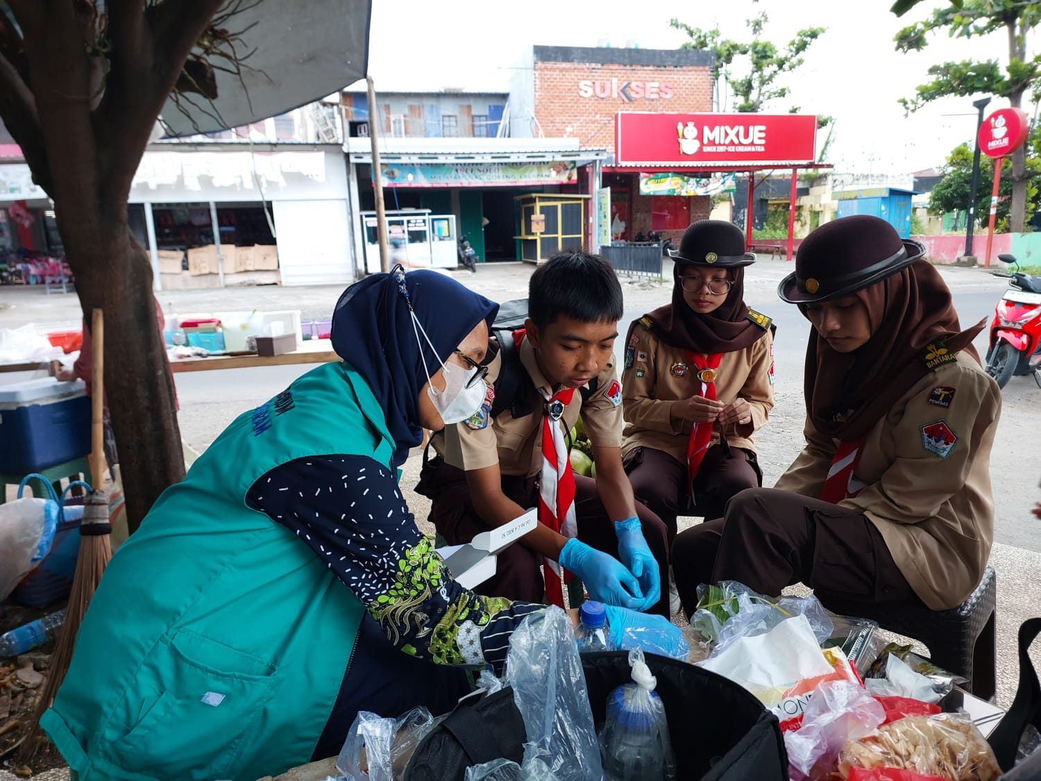 BBPOM Mataram Temukan Pangan Rusak dan Takjil Berbahaya