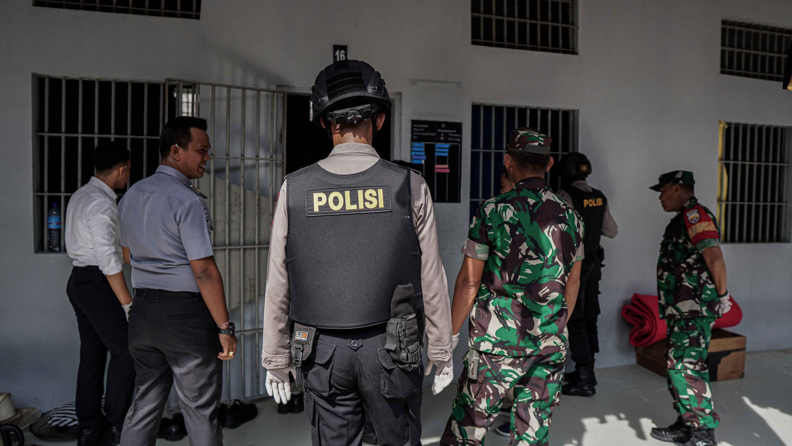 Lapas Gelar Razia Gabungan, Antisipasi Gangguan Keamanan Jelang Idul Fitri 2025