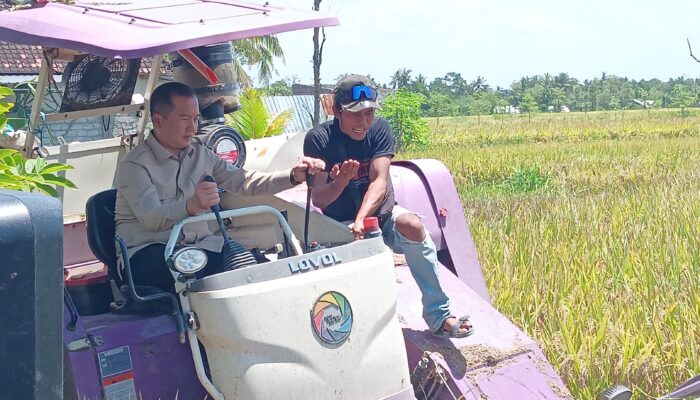 Prabowo ‘Dengar Bisikan’ Petani NTB soal Traktor