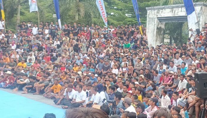 Tradisi Peresean Gemparkan Lombok Barat, Polisi Perketat Pengamanan