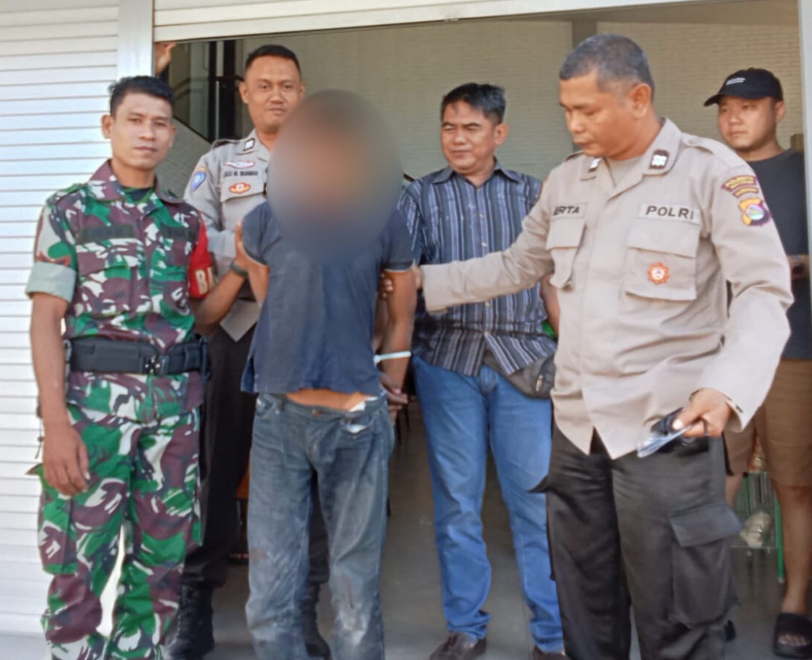Grandong Seorang ODGJ Tertidur Usai Coba Mencuri