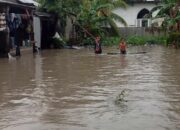 Cuaca Ekstrem: Banjir Landa Lombok Tengah, Puting Beliung Terjang Permukiman