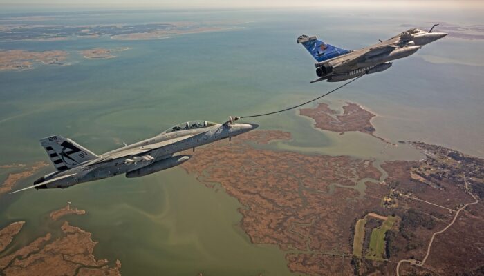 Interoperabilitas Udara AS-Prancis: Era Baru dengan Tanker Rafale.