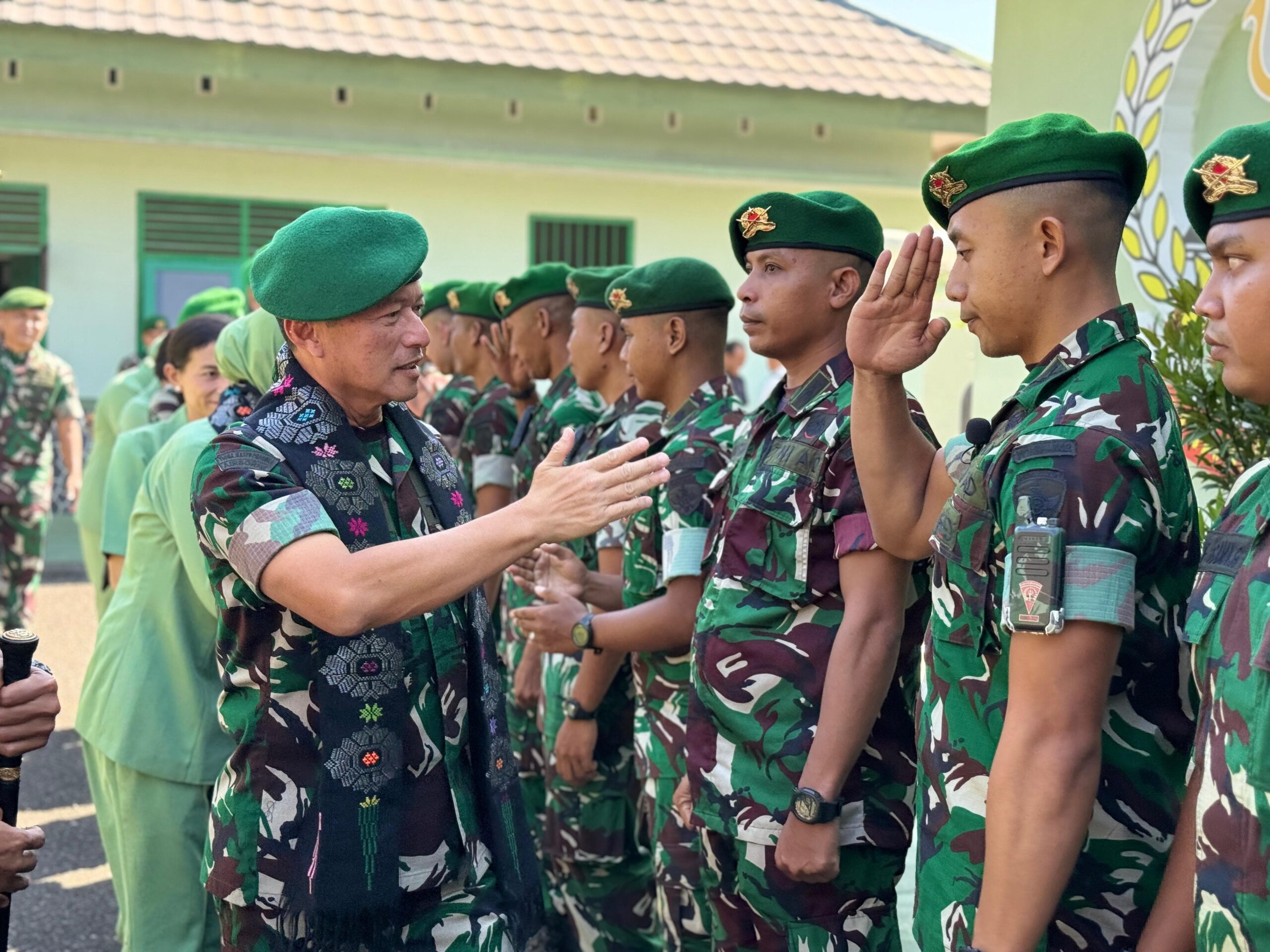 Pangdam IX/Udayana Tegaskan Disiplin Prajurit di Mataram