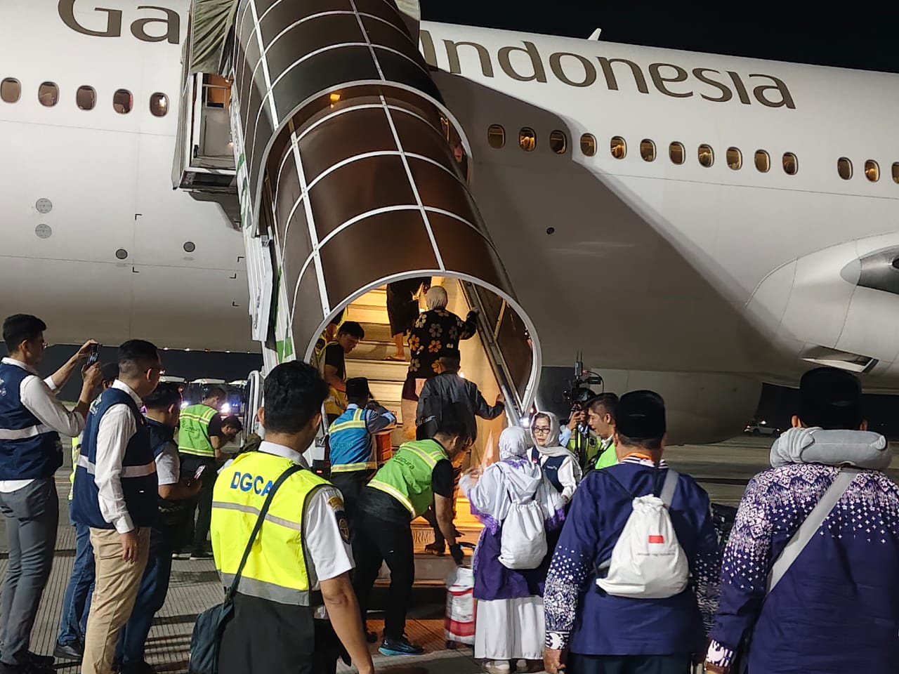 Penerbangan Perdana Jemaah Haji NTB, 386 Orang Menuju Madinah