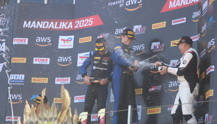 Origine Motorsport Raih Kemenangan Kedua di Mandalika, Geser Phantom Global Racing di Race 2