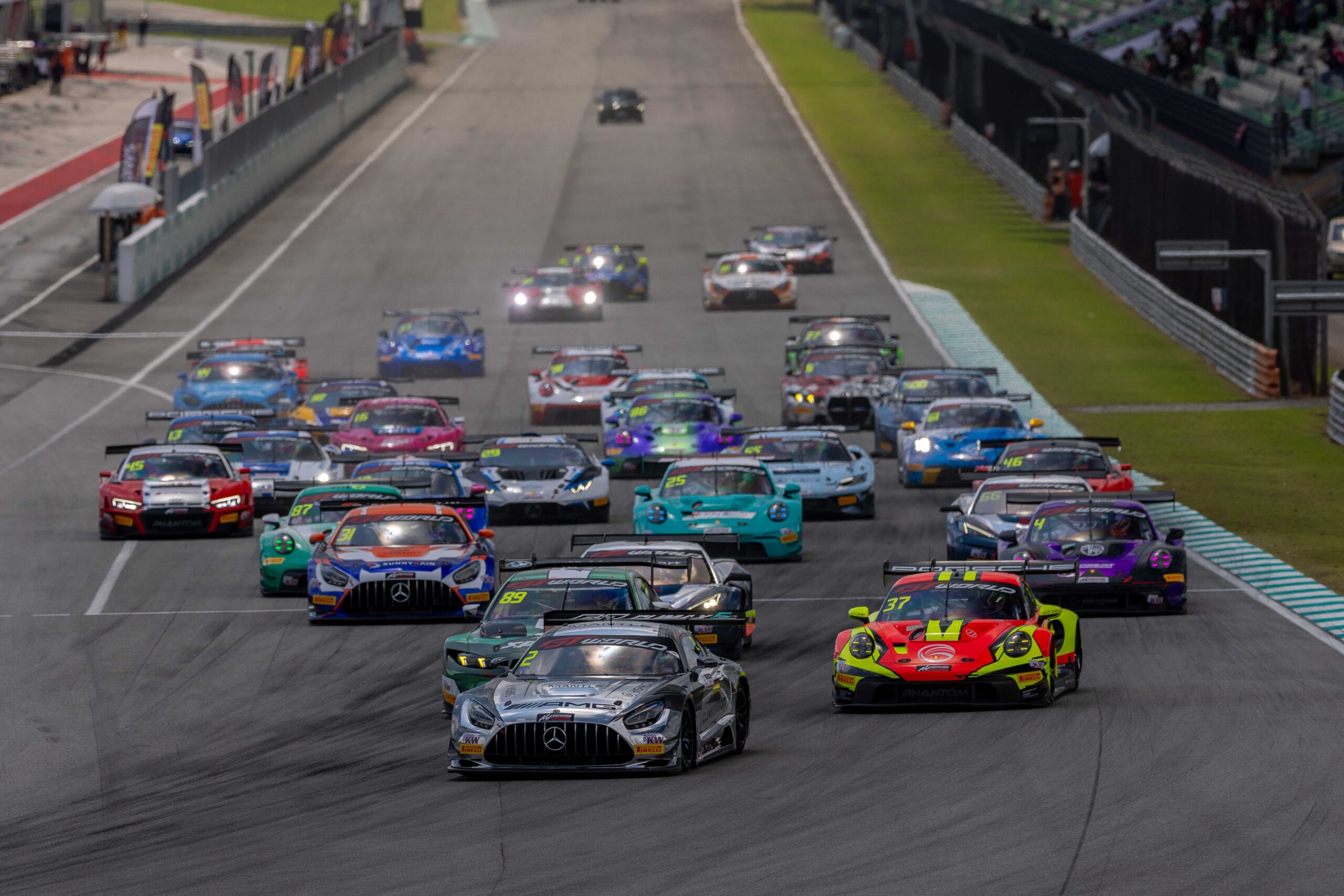 Debut GT World Challenge Asia di Indonesia: Mandalika Siap Sambut 68 Pembalap