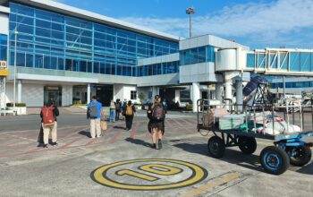 Abu Gunung Lewotobi, 6 Penerbangan di Bandara Lombok Batal