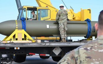 Israel Minta GBU-57 ke AS: Bom Raksasa yang Bisa Runtuhkan Nuklir Iran di Fordow