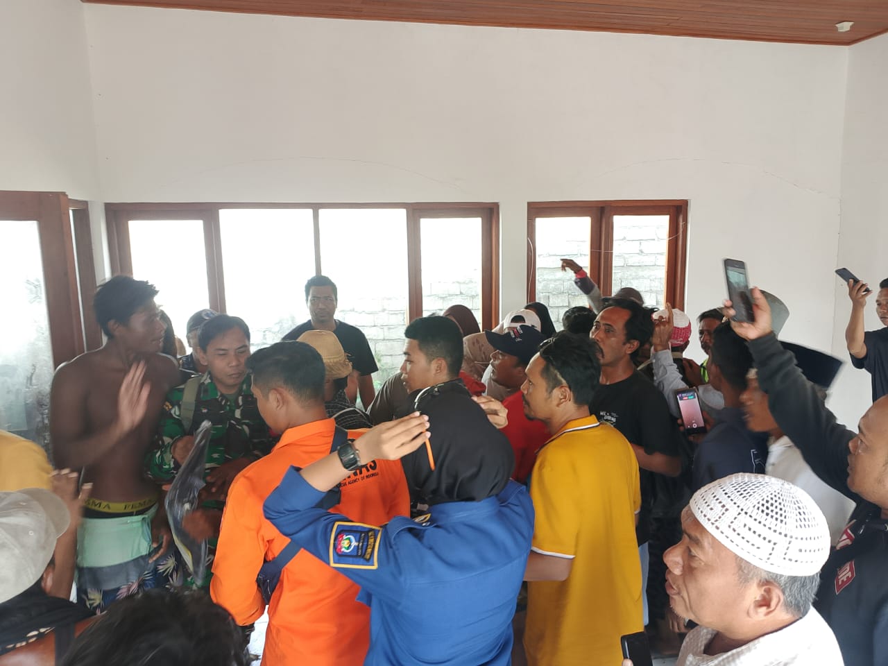 Remaja Hilang di Pantai Ketapak Ditemukan Meninggal Dunia