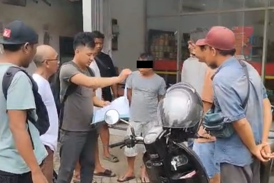 Transaksi Sabu di Parkiran Alfamart, Pria 46 Tahun Diciduk