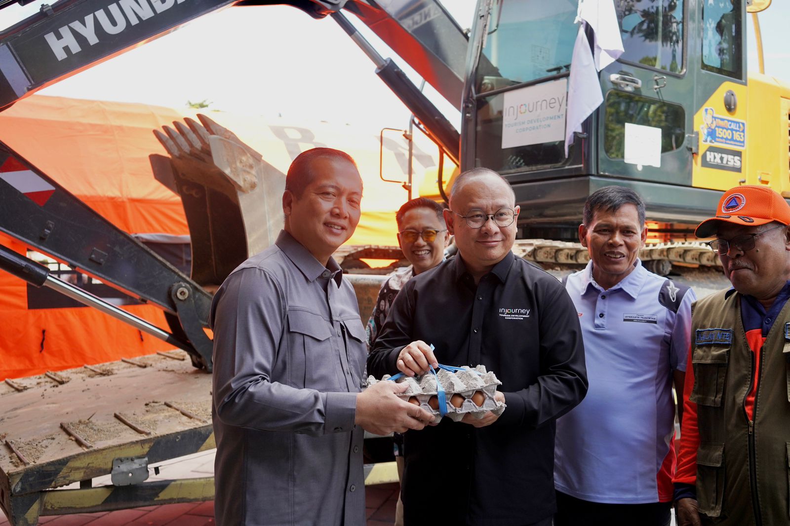 ITDC Salurkan Bantuan Kemanusiaan untuk Korban Banjir Mataram, Dorong Kolaborasi Pemulihan Pascabencana